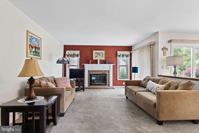 140 N THISTLEDOWN DR, Palmyra, PA 17078