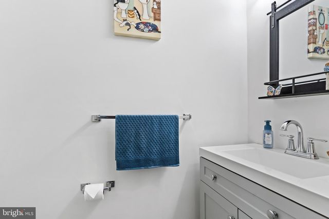 140 N THISTLEDOWN DR, Palmyra, PA 17078
