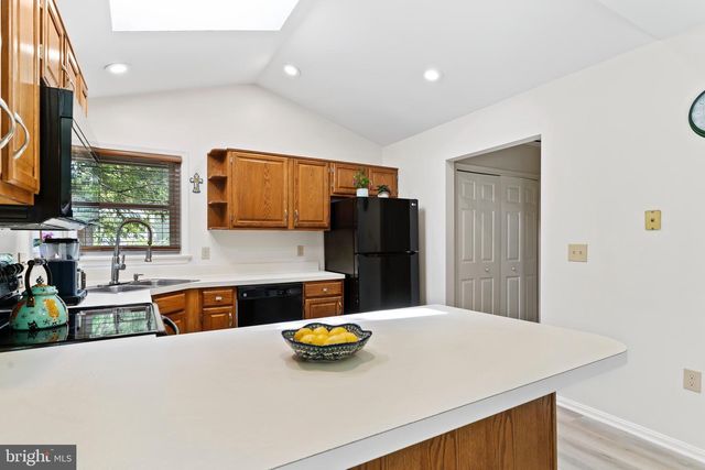 140 N THISTLEDOWN DR, Palmyra, PA 17078