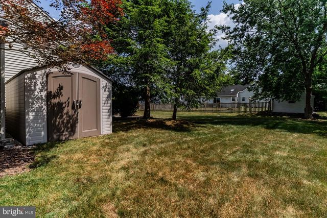 140 N THISTLEDOWN DR, Palmyra, PA 17078