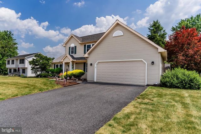 140 N THISTLEDOWN DR, Palmyra, PA 17078