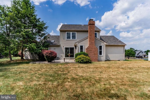 140 N THISTLEDOWN DR, Palmyra, PA 17078