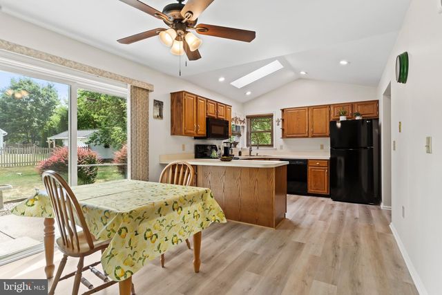 140 N THISTLEDOWN DR, Palmyra, PA 17078
