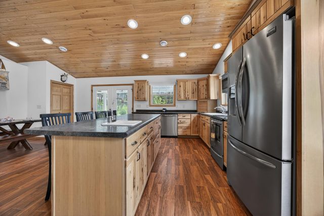 39568 569th Street, Zumbro Falls, MN 55991