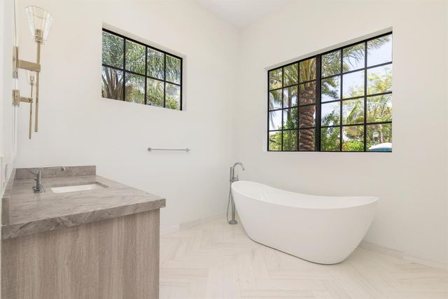 261 Rutland Boulevard, West Palm Beach, FL 33405