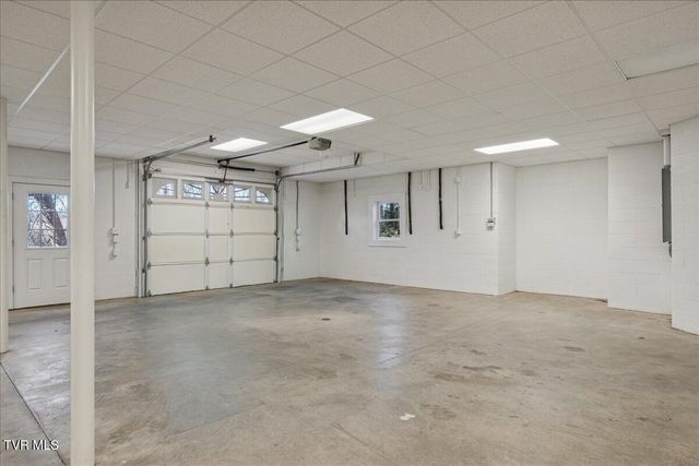 176 Country Acres Drive, Elizabethton, TN 37643