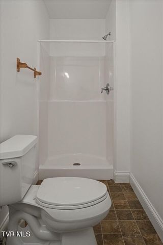 176 Country Acres Drive, Elizabethton, TN 37643