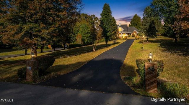 176 Country Acres Drive, Elizabethton, TN 37643