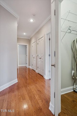 176 Country Acres Drive, Elizabethton, TN 37643