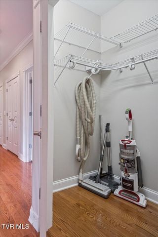 176 Country Acres Drive, Elizabethton, TN 37643