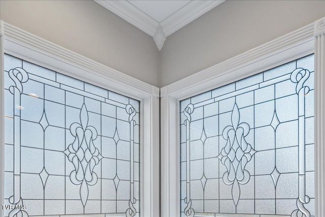 176 Country Acres Drive, Elizabethton, TN 37643