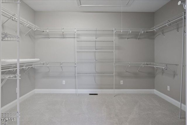 176 Country Acres Drive, Elizabethton, TN 37643