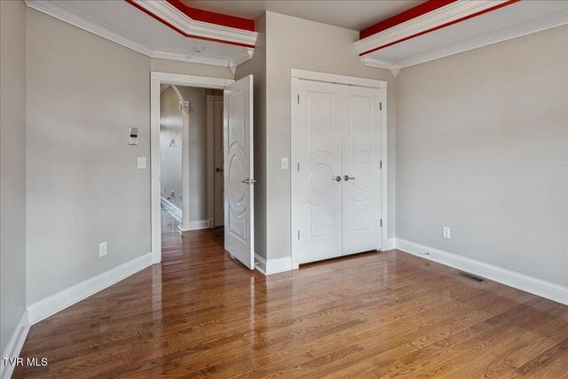 176 Country Acres Drive, Elizabethton, TN 37643