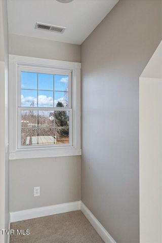 176 Country Acres Drive, Elizabethton, TN 37643