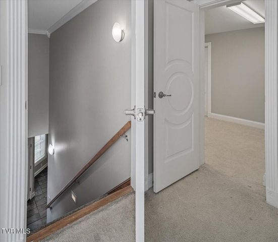 176 Country Acres Drive, Elizabethton, TN 37643