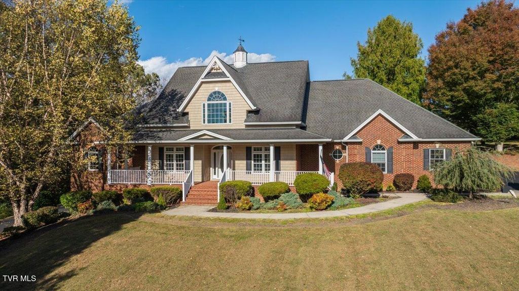 176 Country Acres Drive, Elizabethton, TN 37643