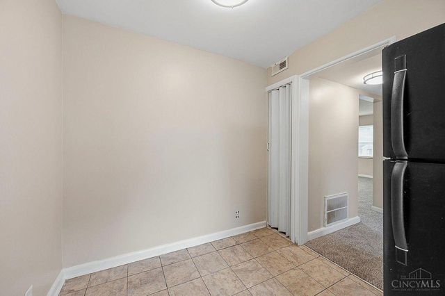 2370 Losantiville Avenue, Golf Manor, OH 45237