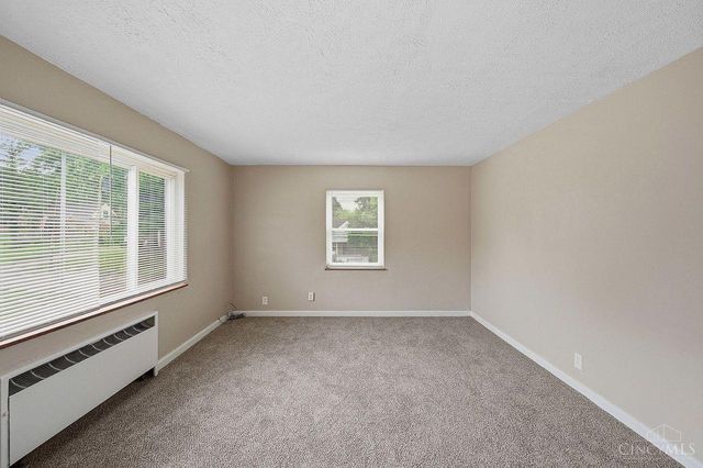 2370 Losantiville Avenue, Golf Manor, OH 45237