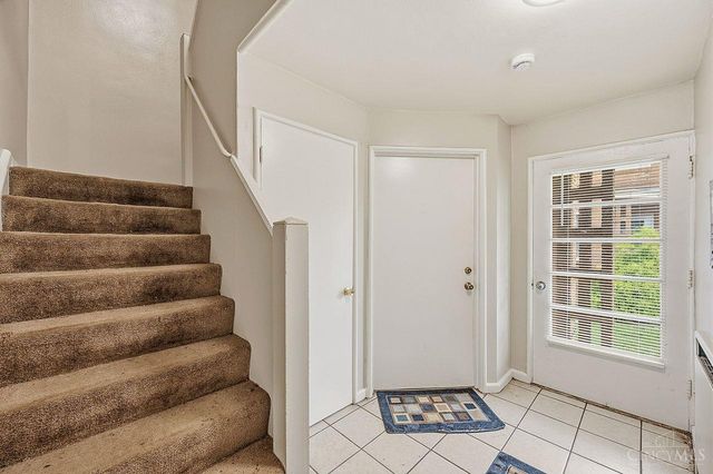 2370 Losantiville Avenue, Golf Manor, OH 45237