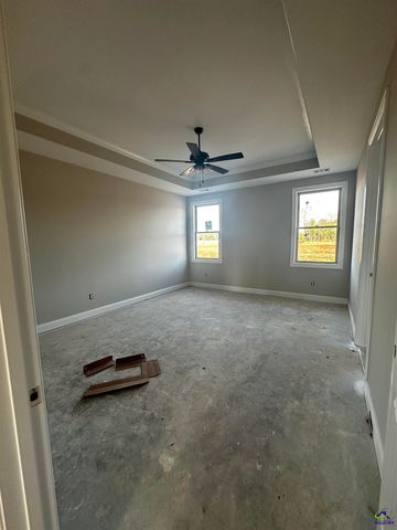 203 Farmland Circle, Perry, GA 31069