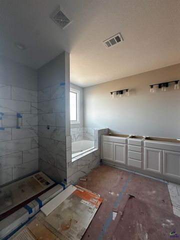 203 Farmland Circle, Perry, GA 31069