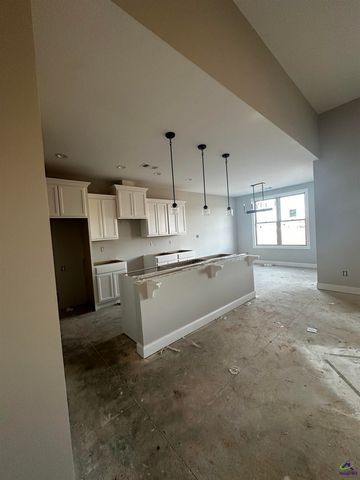 203 Farmland Circle, Perry, GA 31069