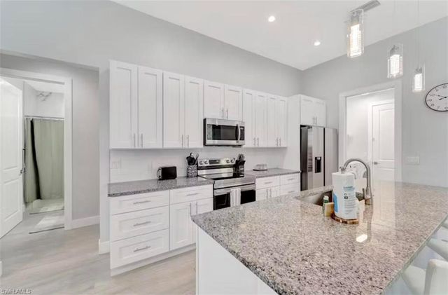 3222 SW Santa Barbara PL, Cape Coral, FL 33914