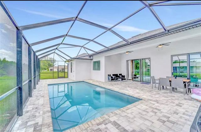 3222 SW Santa Barbara PL, Cape Coral, FL 33914