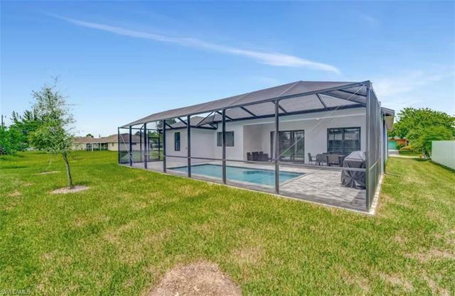 3222 SW Santa Barbara PL, Cape Coral, FL 33914