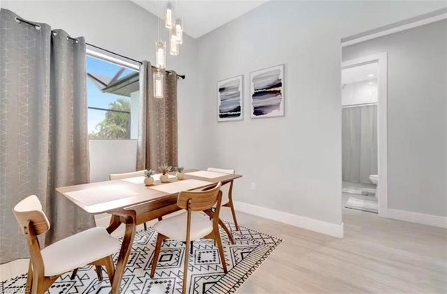 3222 SW Santa Barbara PL, Cape Coral, FL 33914