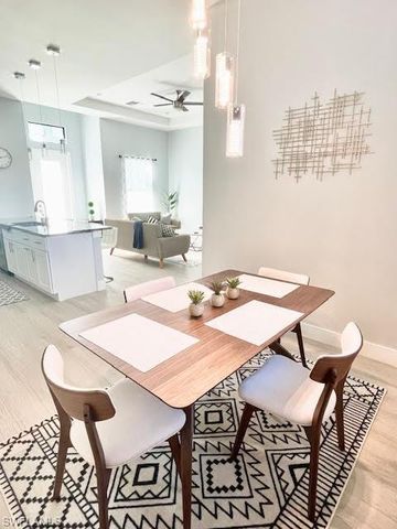 3222 SW Santa Barbara PL, Cape Coral, FL 33914