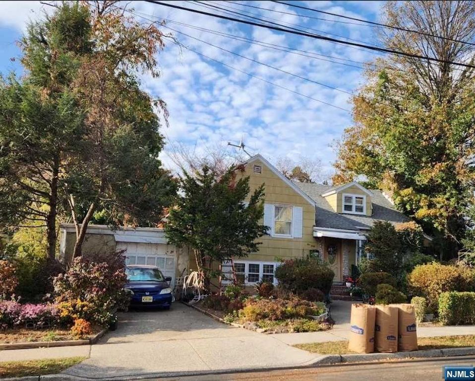 540 Madison Street, Carlstadt, NJ 07072