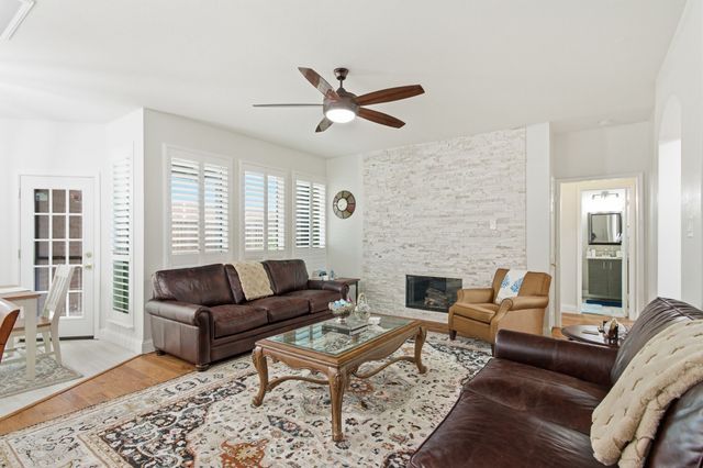 3852 Harrison Drive, Carrollton, TX 75010
