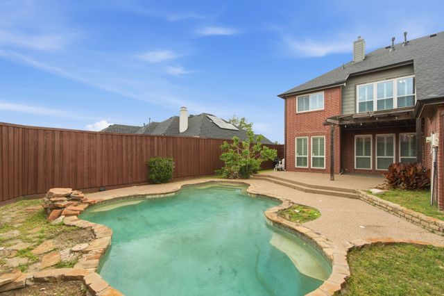 3852 Harrison Drive, Carrollton, TX 75010