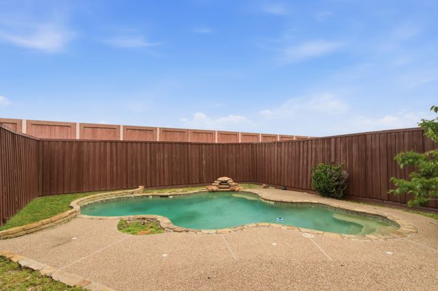 3852 Harrison Drive, Carrollton, TX 75010