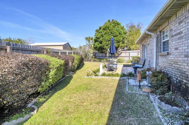 194 Lola Circle, Destin, FL 32541