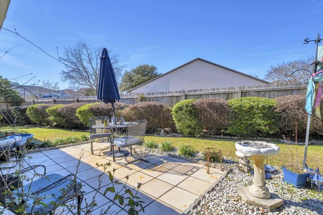 194 Lola Circle, Destin, FL 32541