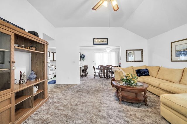 194 Lola Circle, Destin, FL 32541