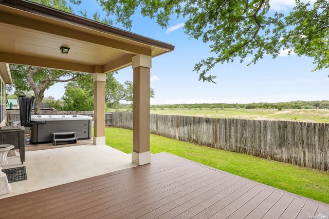 232 WINDING RIV, Boerne, TX 78006