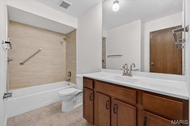 13419 Forestlac Drive, Chesterfield, MO 63141
