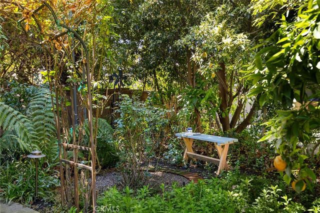 610 Marylind, Claremont, CA 91711