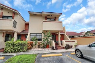17920 NW 68th Avenue 31, Hialeah, FL 33015