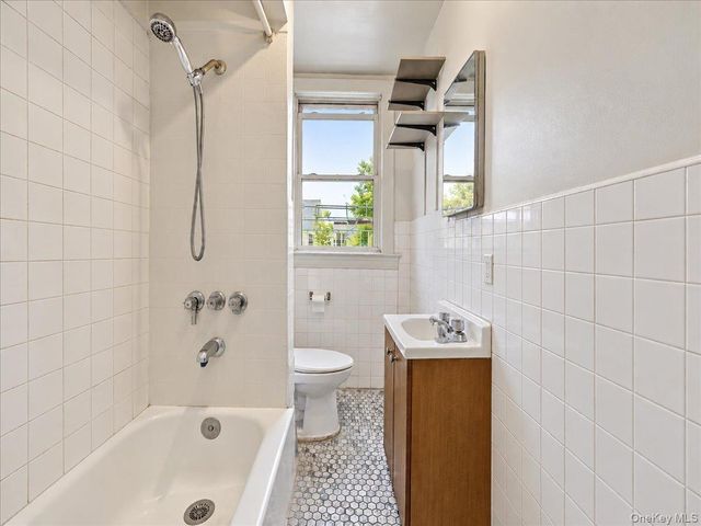 8407 89th Avenue, Woodhaven, NY 11421