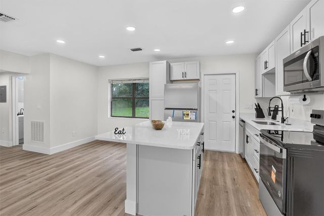 3402 LEWIS COURT, Orlando, FL 32805