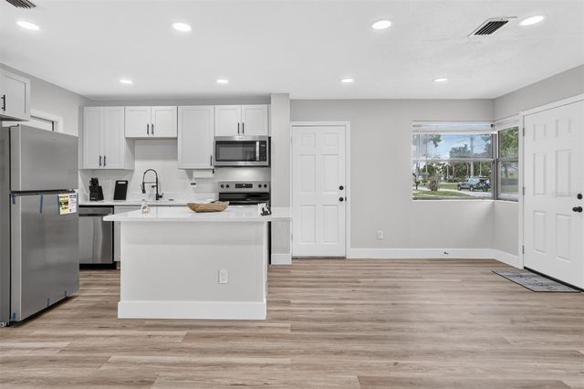 3402 LEWIS COURT, Orlando, FL 32805