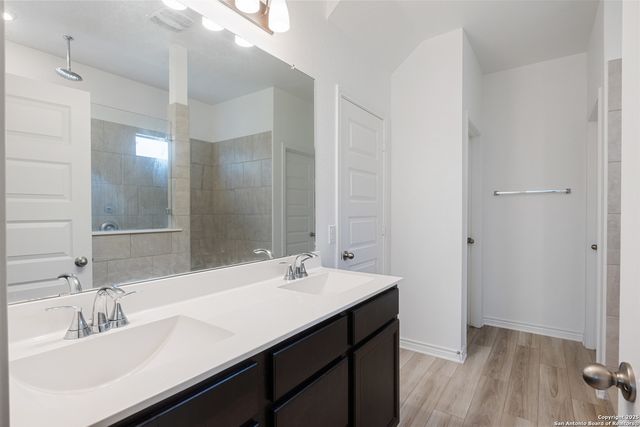 3210 Sunday Song, San Antonio, TX 78245