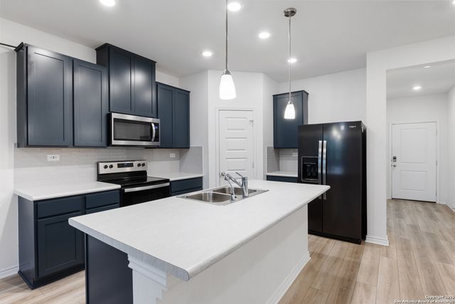 3210 Sunday Song, San Antonio, TX 78245