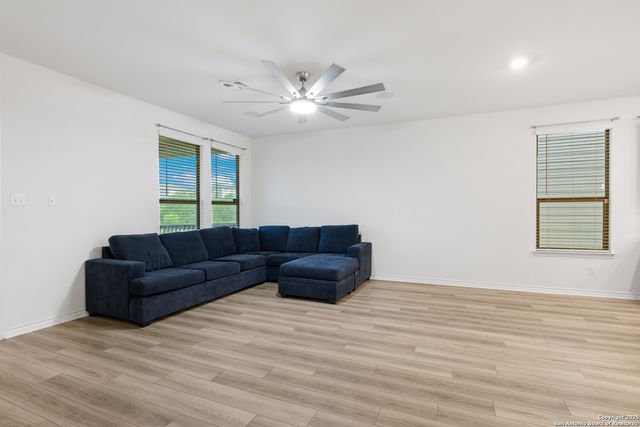 3210 Sunday Song, San Antonio, TX 78245