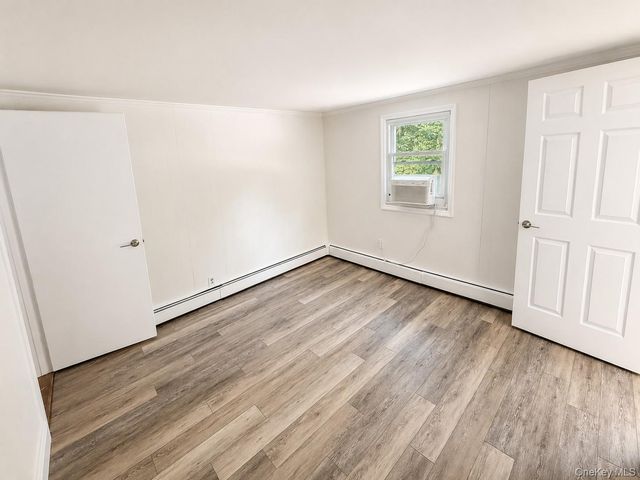 37 Old Town Road, Pine Bush, NY 12566