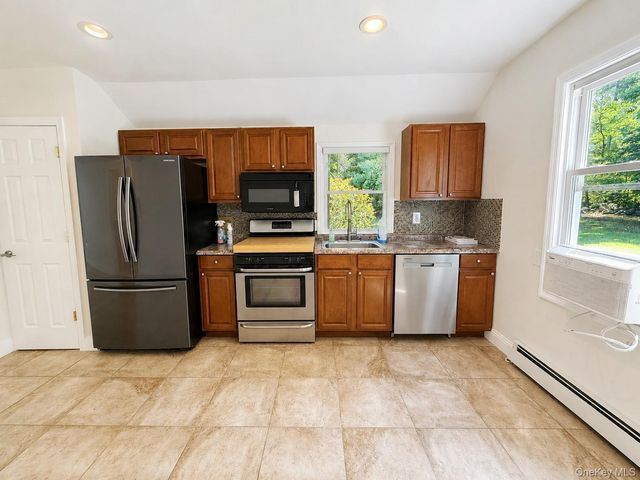 37 Old Town Road, Pine Bush, NY 12566